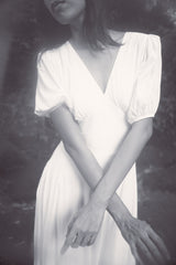 (Pre-Order) Yeruo Silk Cotton Puff Sleeve Gown